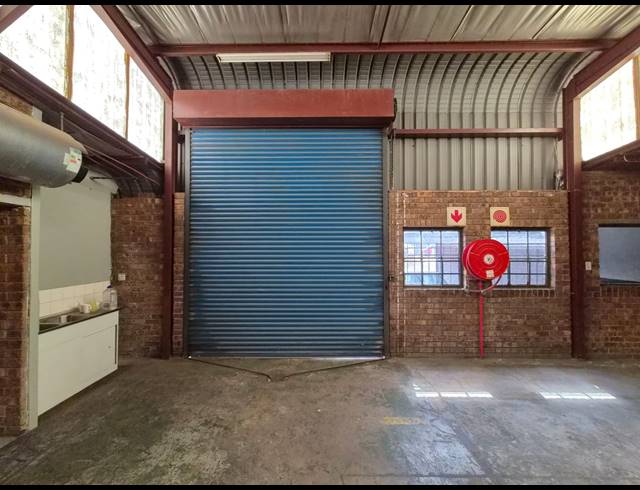 147M² WAREHOUSE TO LET IN WADEVILLE